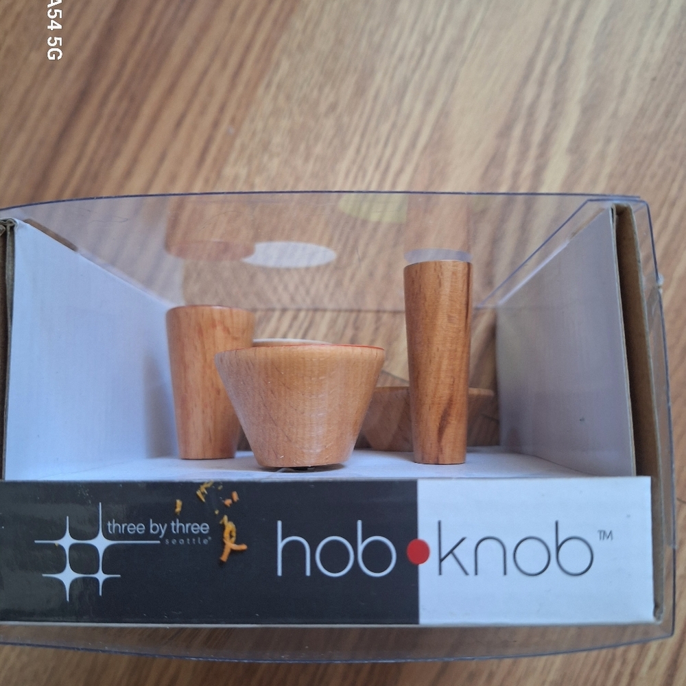 Hob Knob Wooden Knob Set